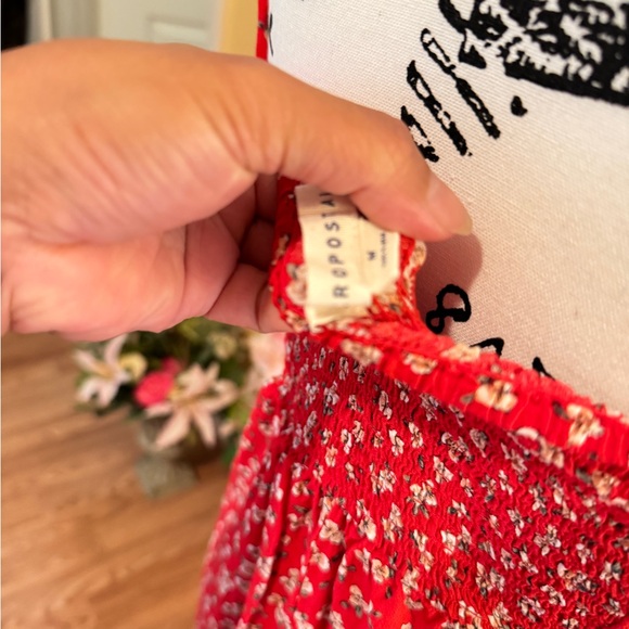 Dress - Picture 2 of 7